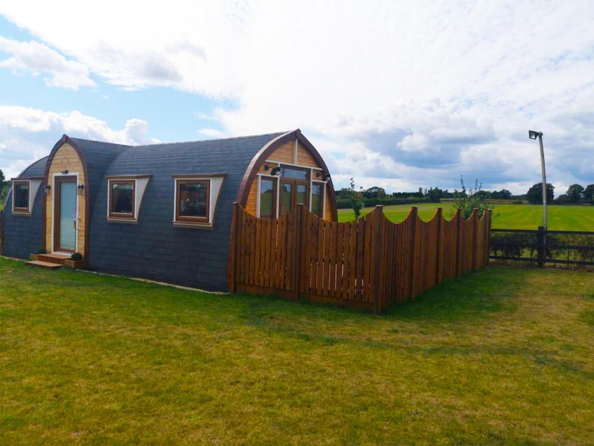 Dragons Den Hotel Thurton