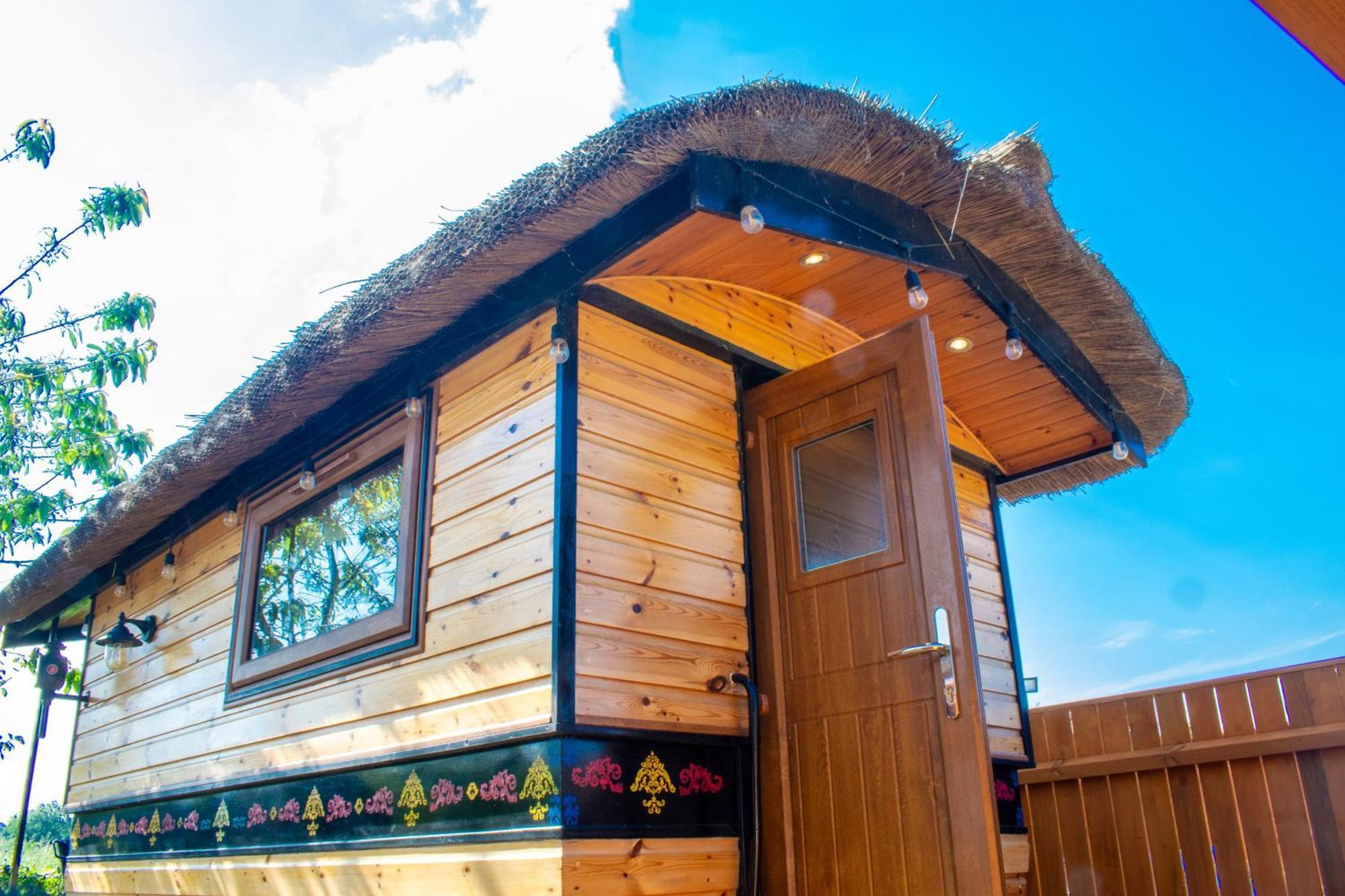 Dragons Den Thurton